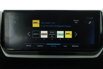 Peugeot 2008 II SUV 1.2 PureTech 130KM 2023 Peugeot 2008 1.2 PureTech, Salon Polska, zdjęcie 9