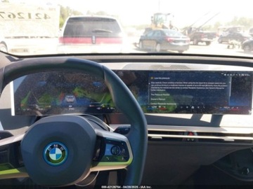 BMW iX 2025 BMW iX xDrive50 2025 Elektryczny 516KM, zdjęcie 10
