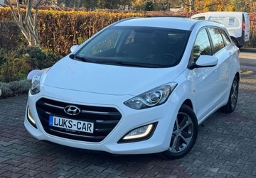 Hyundai i30 II Wagon 1.4 CVVT 100KM 2015 Hyundai i30 1,4 100KM LIFT TEMPOMAT KLIMA Chrom Bezwypadkowy SERWIS Super