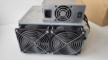 BITCOIN CRYPTOCURRENCY DIGGER INNOSILICON T2TH 30T ХОРОШЕЕ СОСТОЯНИЕ WARR.