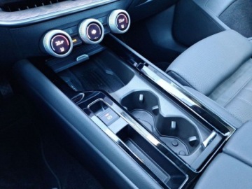 Skoda Superb III Kombi Facelifting 2.0 TDI SCR 150KM 2024 Skoda Superb LaurinKlement Matrix Panorama Navi Head-up Canton Hak FV, zdjęcie 19