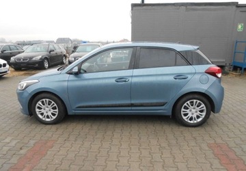 Hyundai i20 II Coupe 1.2 MPI 84KM 2016 Hyundai i20 Hyundai i20 II 1.2 Benzyna 84 KM 1.2 Benzyna 84KM, zdjęcie 7