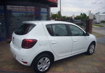 Dacia Sandero II Hatchback 5d Facelifting 0.9 TCe 90KM 2018 Dacia Sandero Dacia Sandero II Salon PL - I wlasciciel Benzyna 90KM, zdjęcie 4