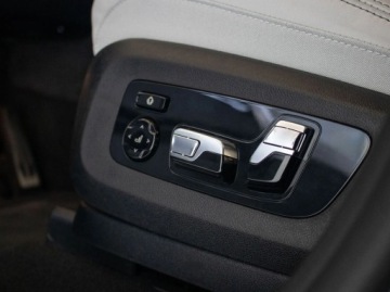 BMW X6 G06 2025 BMW X6 BMW X6 xDrive30d 3.0 Diesel 265KM, zdjęcie 19