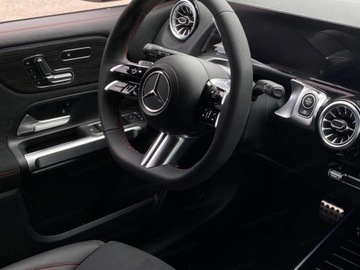 Mercedes GLB SUV 2.0 200d 150KM 2025 MERCEDES-BENZ GLB 200 d AMG Line Suv 2.0 (150KM) 2025, zdjęcie 6