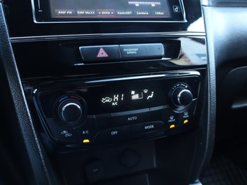 Suzuki Vitara III SUV 1.6 VVT 120KM 2015 Suzuki Vitara 1.6 VVT, Salon Polska, zdjęcie 12
