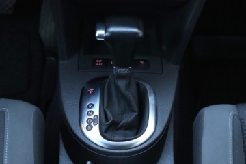 Volkswagen Touran II 1.4 TSI 140KM 2010 VW Touran 1.4 TSI, Automat, Navi, Klima, zdjęcie 18