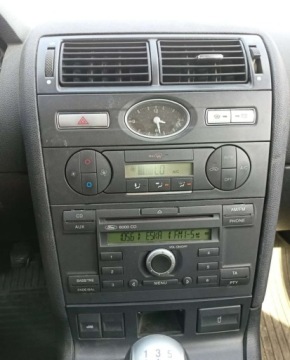 Ford Mondeo III Kombi 1.8 16V 125KM 2004 Ford Mondeo Ford Mondeo 1.8 Benzyna 125KM, zdjęcie 9