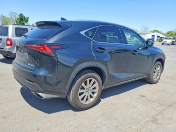 Lexus NX II 2021 Lexus NX 300 Base 2021 2.0 Benzyna 235KM, zdjęcie 3