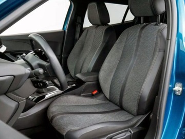 Peugeot 2008 II SUV Facelifting 1.2 PureTech 100KM 2025 Od ręki - Allure 1.2 PureTech 100KM / Pakiet Vision i Drive Assist, zdjęcie 4