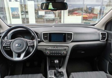 Kia Sportage IV SUV Facelifting 1.6 GDI 132KM 2018 Kia Sportage 1.6 GDi 132 KM Kamera Polski Salon Gwarancja 1.6 Benzyna 132KM, zdjęcie 17