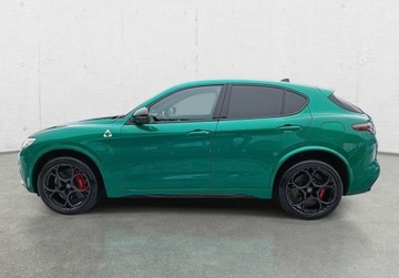 Alfa Romeo Stelvio SUV Facelifting 2.9 510KM 2022 Alfa Romeo Stelvio 2.9 V6 Bi-Turbo Quadrifoglio Q4 aut 2.9 Benzyna 510KM, zdjęcie 5