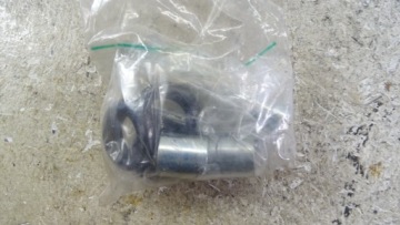 P299 Yamaha FZS 600 98-03 Ручка пассажира с креплением на стойку НОВЫЙ