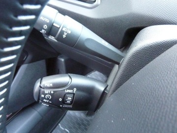 Peugeot 308 II Hatchback Facelifting 1.5 BlueHDI 130KM 2019 Peugeot 308 STYLE*1.5 Hdi 131, zdjęcie 29