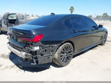 BMW Seria 7 G70 2022 BMW Seria 7 740i 2022 3.0l 3.0 Benzyna 335KM, zdjęcie 5