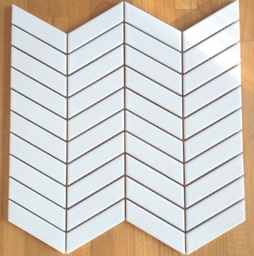 mozaika ceramiczna CHEVRON jodełka biała matowa