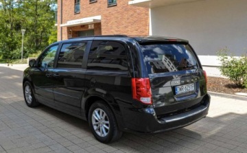 Dodge Caravan V Grand Caravan Facelifting 3.6 VVT 283KM 2014 Dodge Grand Caravan 3,6 (283KM) LPG Automat Lift 2014 r. 3.6 BenzynaLPG, zdjęcie 2