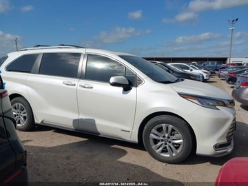 Toyota Sienna III 2021 Toyota Sienna Limited 2021 2.5l 2.5 Hybryda 189KM, zdjęcie 6