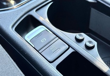 Volkswagen Touran III 2.0 TDI 150KM 2016 Volkswagen Touran 2.0 TDI CR TOP LED DSG Nvi kamera PDC Highline Panorama, zdjęcie 23