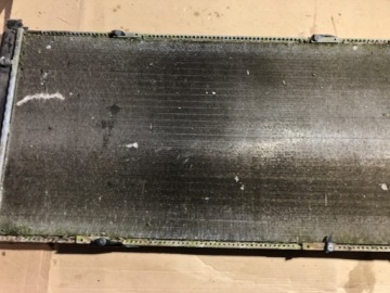 ВОДЯНОЙ ОХЛАДИТЕЛЬ VW T4 2.5 TDI 701121253M