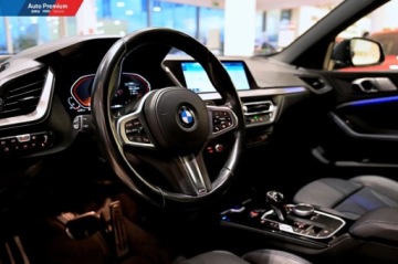 BMW Seria 2 G42-U06 Active Tourer 1.5 218i 136KM 2021 BMW Seria 2 218iFotel SportowyM SportShadow LineLED Fog LightsStep Tronic, zdjęcie 14