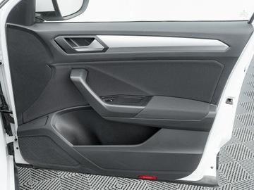 Volkswagen T-Roc I SUV Facelifting 1.5 TSI ACT 150KM 2023 Volkswagen T-Roc DW2WA21#1.5 TSI Life Podgrz.f, zdjęcie 26