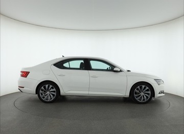 Skoda Superb III Liftback 1.6 TDI 120KM 2016 Skoda Superb 1.6 TDI, Salon Polska, Automat, Navi, zdjęcie 5