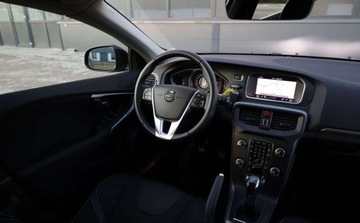 Volvo V40 II 2019 Volvo V40 Volvo V40 T2 Linje Svart 2.0 Benzyna 122KM, zdjęcie 14