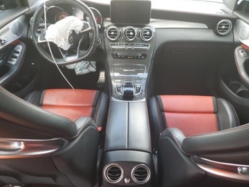 Mercedes GLC C253 2019 Mercedes-Benz GLC 2019 MERCEDES-BENZ GLC COUPE 63 S 4MATIC AMG 4.0 Benzyna, zdjęcie 7