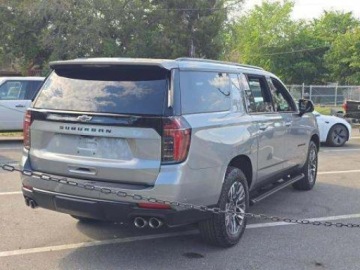 Chevrolet Suburban GMT900 2025 Chevrolet Suburban Z71 2Z7 2025 5.3 Benzyna 355KM, zdjęcie 14