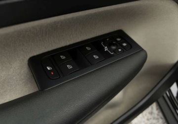 Volvo XC40 Crossover 2.0 T4 190KM 2018 Volvo XC 40 T4 190KM Inscription SKORA automat GWARANCJA zarejestrowany, zdjęcie 23