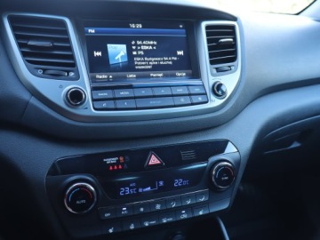 Hyundai Tucson III SUV 1.6 GDI 132KM 2017 Hyundai Tucson 1.6 GDI, Salon Polska, Serwis ASO, zdjęcie 11