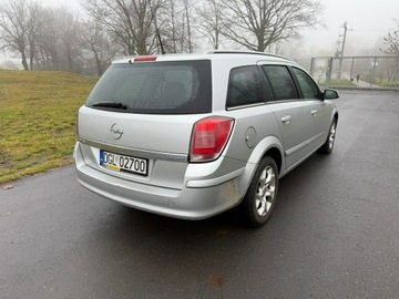 Opel Astra H Kombi 1.9 CDTI ECOTEC 120KM 2006 Opel Astra Klimatyzacja - 2006r - 1.9cdti - 120KM, zdjęcie 3