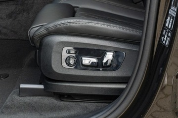 BMW X5 G05 SUV Facelifting 3.0 30d 298KM 2025 BMW X5 xDrive30d Dostępny od ręki!, zdjęcie 12