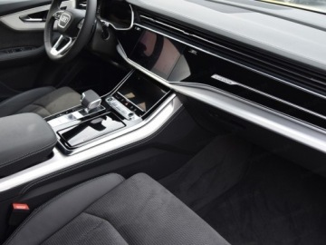 Audi Q7 II 2026 AUDI Q7 60 TFSI e quattro S Line Suv 3.0 (490KM) 2026, zdjęcie 13