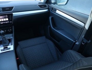 Skoda Superb III Liftback Facelifting 2.0 TSI 190KM 2020 Skoda Superb 2.0 TSI, Salon Polska, Serwis ASO, zdjęcie 7