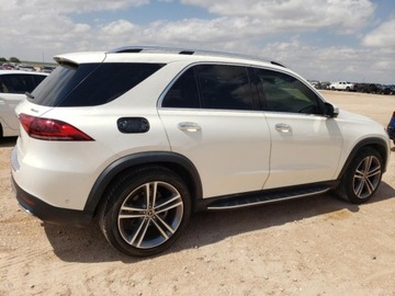 Mercedes GLE V167 2022 Mercedes-Benz GLE 350, 2022r., 4x4, 2.0L 2.0 Benzyna 255KM, zdjęcie 2