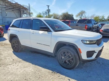 Jeep Grand Cherokee V 2025 Jeep Grand Cherokee 2025 JEEP GRAND CHEROKEE LAREDO 3.6 Benzyna 293KM, zdjęcie 4