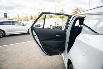 Toyota Corolla XII TS Kombi Facelifting 1.8 Hybrid 140KM 2023 Toyota Corolla 1.8 Hybrid Comfort Seria E21 (2019-, zdjęcie 23