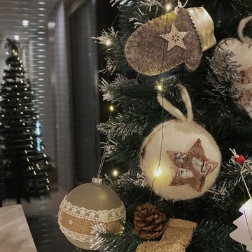 ИСКУССТВЕННАЯ РОЖДЕСТВЕНСКАЯ ЕЛКА АЛМАЗНАЯ СОСНА 220 СМ + ПОДСТАВКА