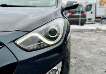 Hyundai i40 Kombi 1.7 CRDi HIGH 136KM 2012 Hyundai i40 1.7 CRDI Navi PDC LED tempomat 1.7 Diesel 136KM, zdjęcie 14