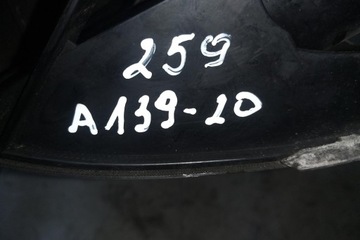 PRAVÝ SMĚROVKA BLATNÍKU TOYOTA AVENSIS LIFTBACK (_T22_) 8151005030