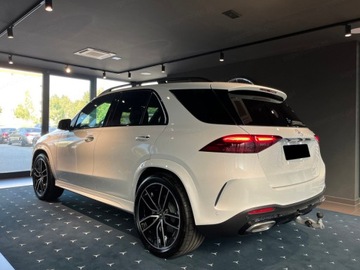 Mercedes GLE V167 SUV Facelifting 2.0 300d 269KM 2025 MERCEDES-BENZ GLE 300 d 4-Matic AMG Line 2.0 (269KM) 2025, zdjęcie 4