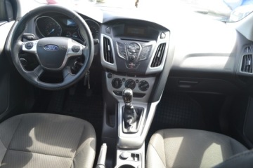 Ford Focus III Hatchback 5d 1.6 Duratec 105KM 2013 Ford Focus, zarejestrowany, zdjęcie 10