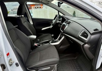 Suzuki SX4 II S-cross Facelifting 1.0 BOOSTERJET 110KM 2017 Suzuki SX4 S-Cross Suzuki SX4 S-Cross 1.0 T Premium Benzyna 111KM, zdjęcie 4