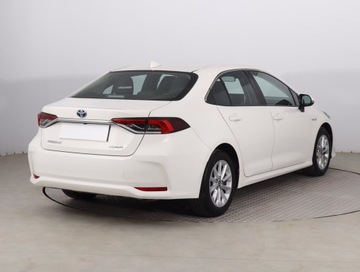 Toyota Corolla XII Sedan 1.8 Hybrid 122KM 2019 Toyota Corolla 1.8 Hybrid, Salon Polska, zdjęcie 4