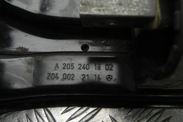 JINÉ DÍLY KOMORA MOTORU MERCEDES-BENZ C (W205) A2052401802 2014