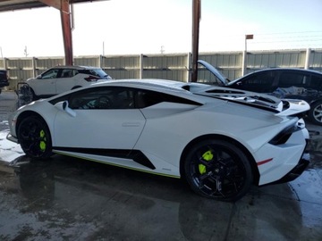 Lamborghini Huracan STO 5.2 V10 640KM 2024 Lamborghini Huracan Tecnica 2024 5.2l 5.2 Benzyna 640KM, zdjęcie 1