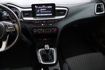 Kia Ceed III Kombi 1.4 T-GDi 140KM 2019 Kia Ceed 1.4 T-GDI, Salon Polska, Serwis ASO, zdjęcie 7