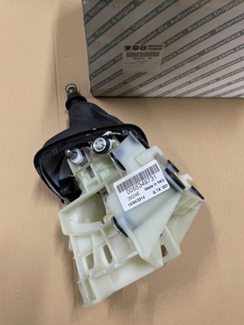FIAT CROMA 1,8 1,9 ZVEDÁK PÁKY ŘAZENÍ OEM